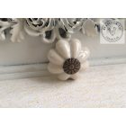 Mini bézs kerámia bútorgomb 20